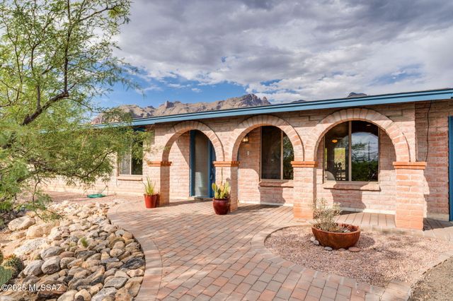 6556 N Burro Creek Place, Tucson, AZ 85718
