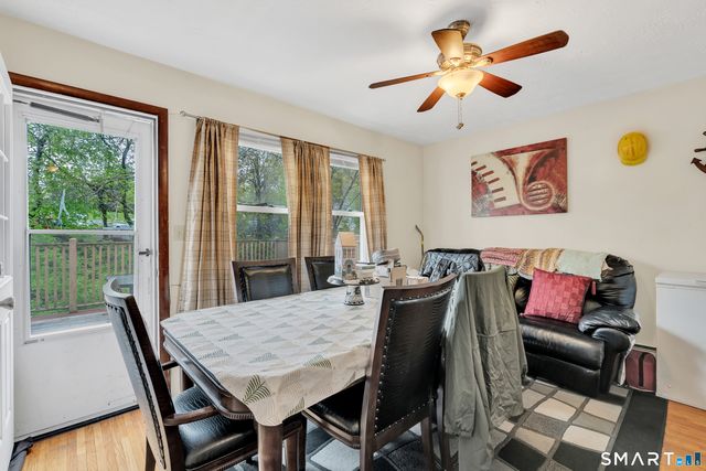 30 Stoneycrest Drive, Meriden, CT 06450