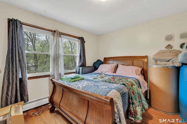 30 Stoneycrest Drive, Meriden, CT 06450