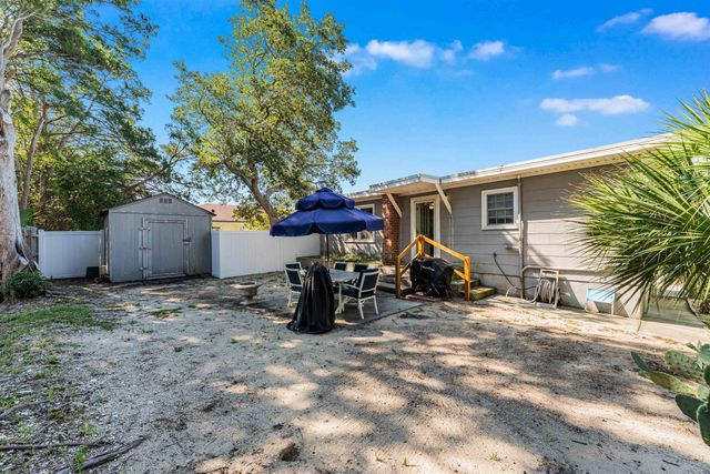 406 43rd Ave. S, North Myrtle Beach, SC 29582