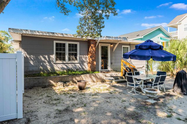 406 43rd Ave. S, North Myrtle Beach, SC 29582