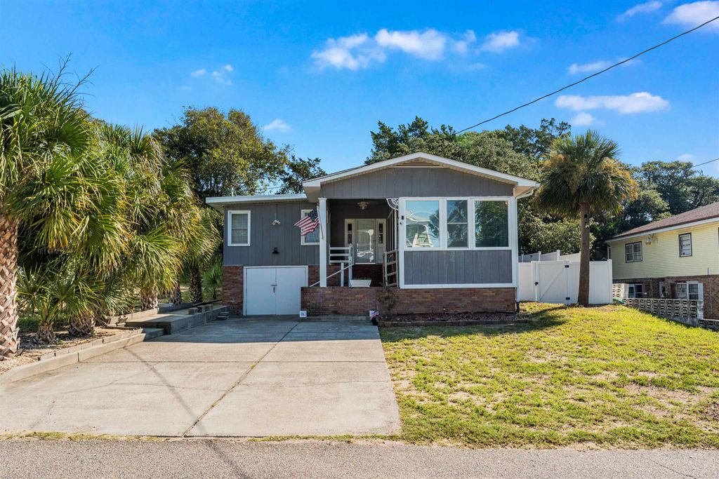 406 43rd Ave. S, North Myrtle Beach, SC 29582