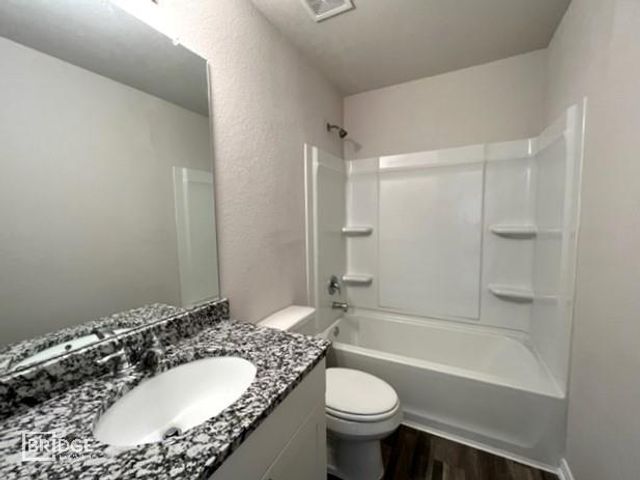 17636 Cedar Crest Drive, Conroe, TX 77306