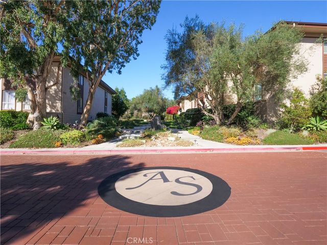 5921 Armaga Spring E, Rancho Palos Verdes, CA 90275