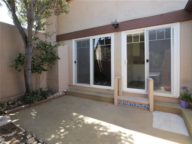 5921 Armaga Spring E, Rancho Palos Verdes, CA 90275