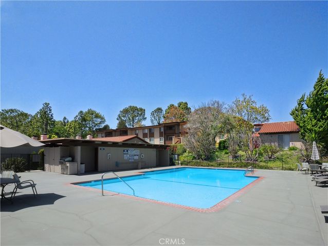 5921 Armaga Spring E, Rancho Palos Verdes, CA 90275