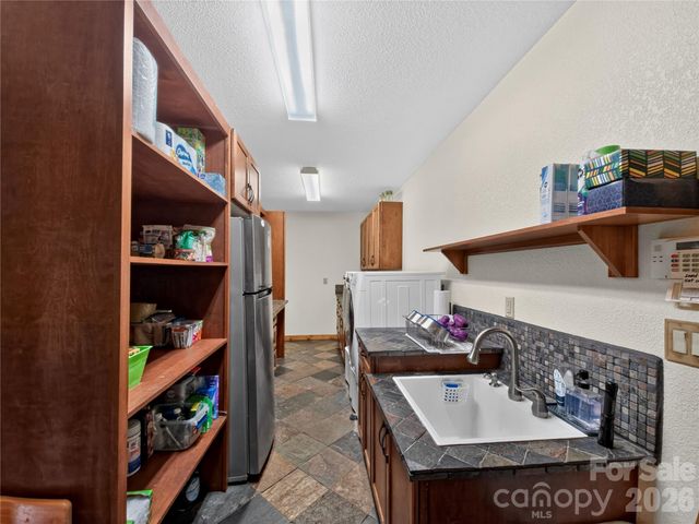 371 Hickory Loop Road, Rutherfordton, NC 28139