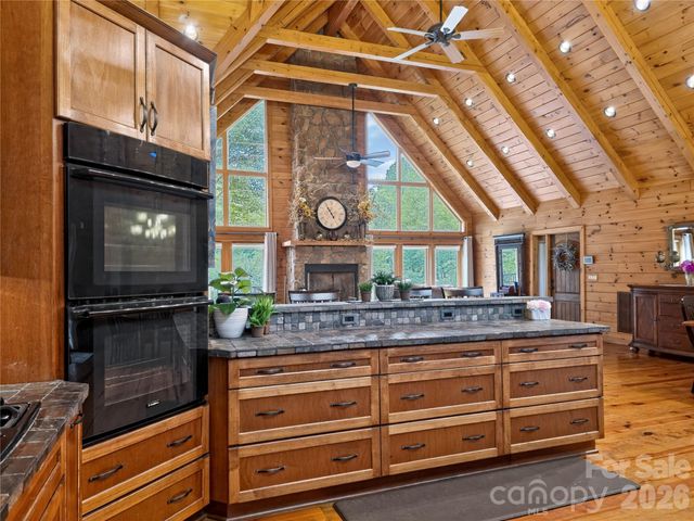371 Hickory Loop Road, Rutherfordton, NC 28139