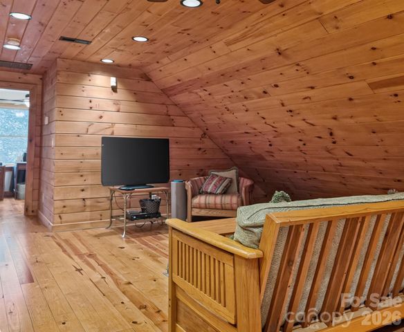 371 Hickory Loop Road, Rutherfordton, NC 28139