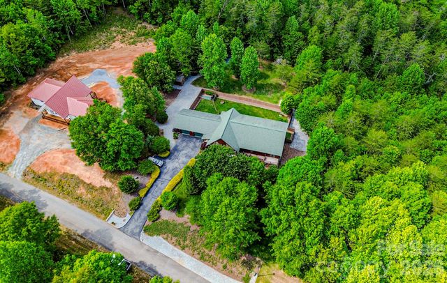 371 Hickory Loop Road, Rutherfordton, NC 28139