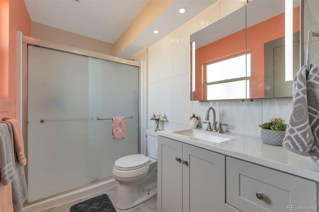 8625 S Yukon Street, Littleton, CO 80128