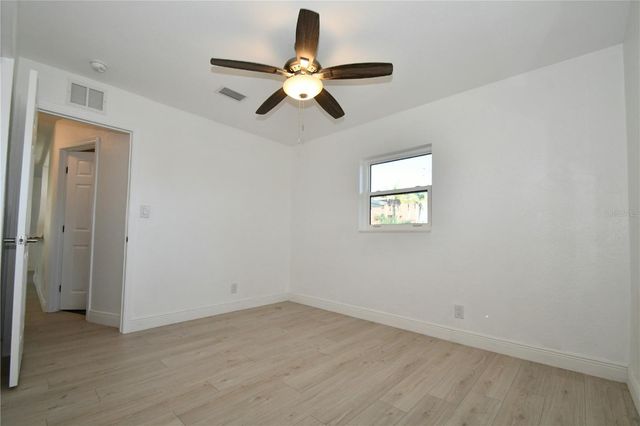 547 TRADE WINDS DRIVE, Dunedin, FL 34698