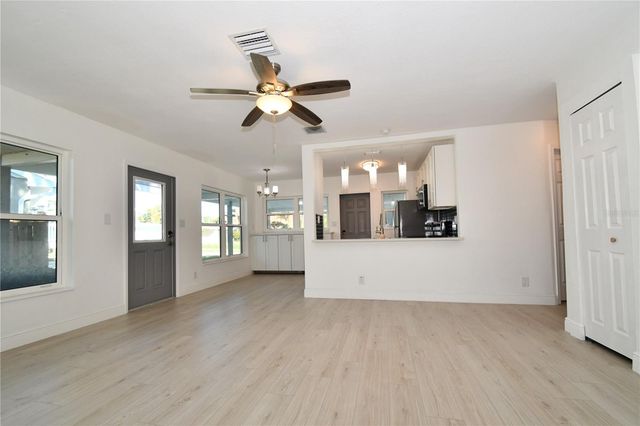 547 TRADE WINDS DRIVE, Dunedin, FL 34698