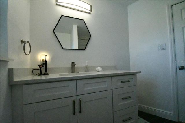 547 TRADE WINDS DRIVE, Dunedin, FL 34698