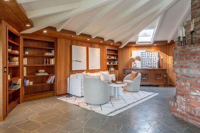 9 STORY ROAD, Carmel Valley, CA 93924