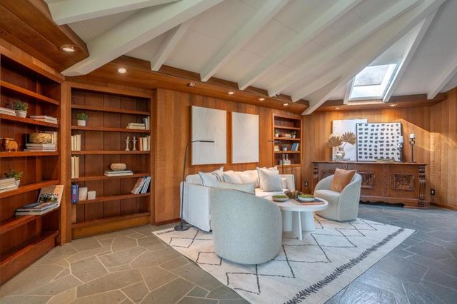 9 STORY ROAD, Carmel Valley, CA 93924