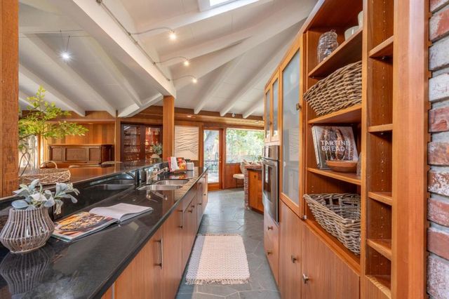 9 STORY ROAD, Carmel Valley, CA 93924