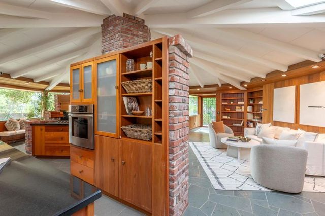 9 STORY ROAD, Carmel Valley, CA 93924