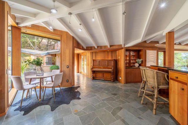 9 STORY ROAD, Carmel Valley, CA 93924