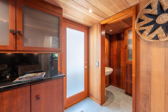 9 STORY ROAD, Carmel Valley, CA 93924