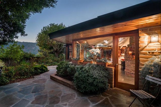 9 STORY ROAD, Carmel Valley, CA 93924