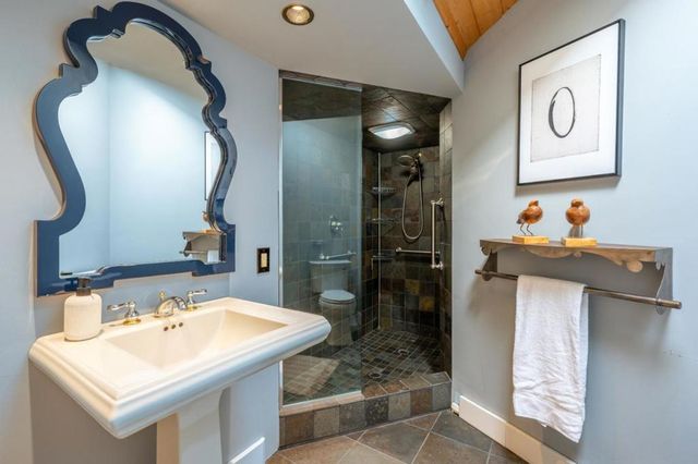 9 STORY ROAD, Carmel Valley, CA 93924