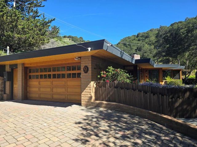 9 STORY ROAD, Carmel Valley, CA 93924