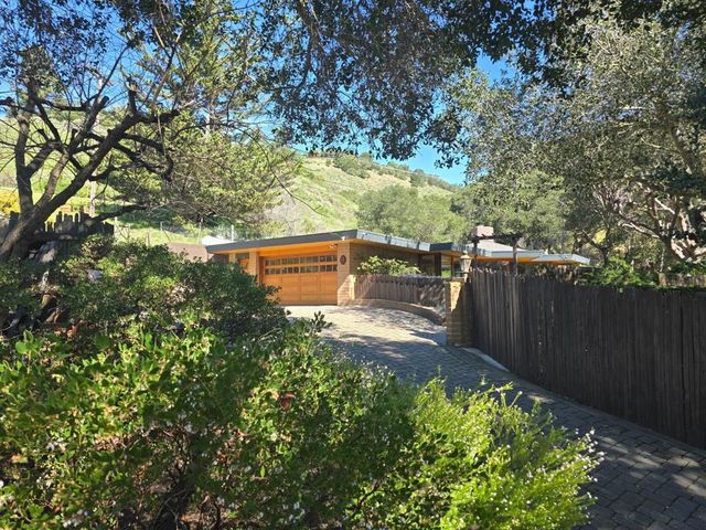 9 STORY ROAD, Carmel Valley, CA 93924