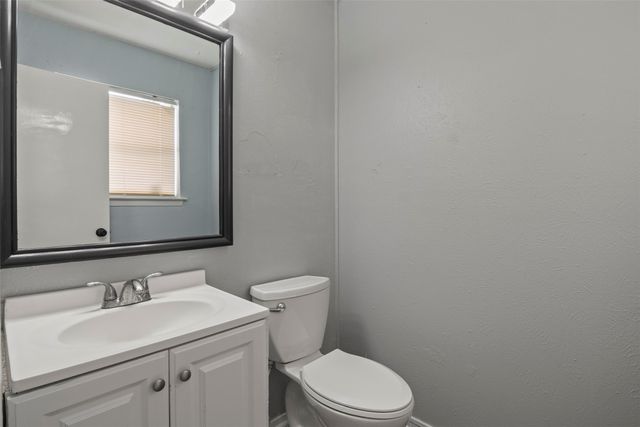 1410 Clearbrook Street, Lancaster, TX 75134