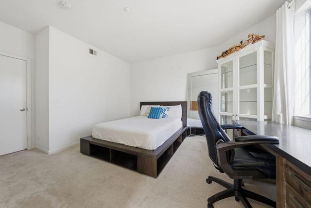 607 Arcadia Terrace 204, Sunnyvale, CA 94085