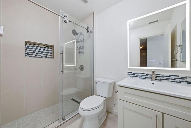 607 Arcadia Terrace 204, Sunnyvale, CA 94085