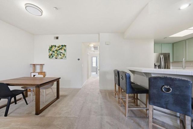 607 Arcadia Terrace 204, Sunnyvale, CA 94085