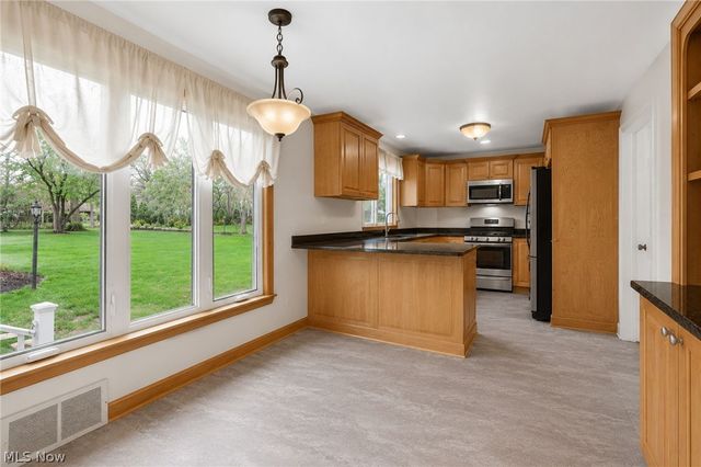2426 Lander Road, Pepper Pike, OH 44124