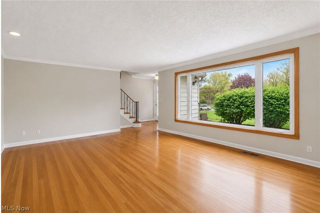 2426 Lander Road, Pepper Pike, OH 44124