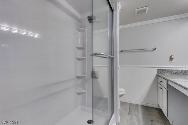 714 Oakmont Avenue 1104, Las Vegas, NV 89109