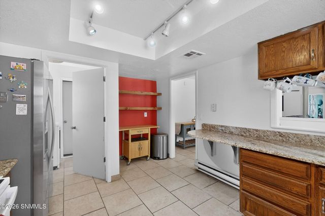 700 Sundown Court, Las Cruces, NM 88011