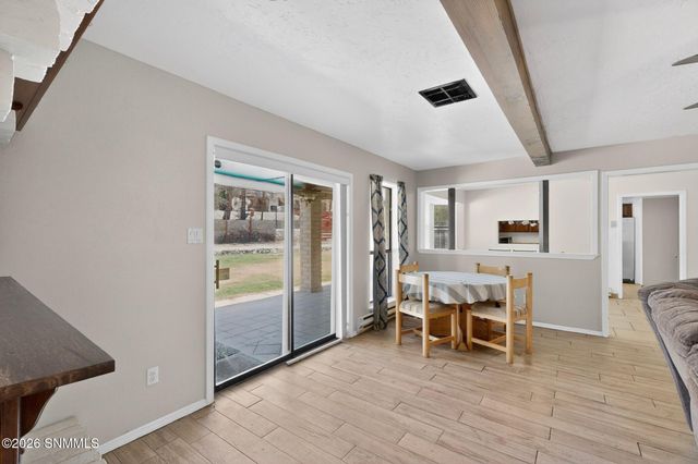 700 Sundown Court, Las Cruces, NM 88011