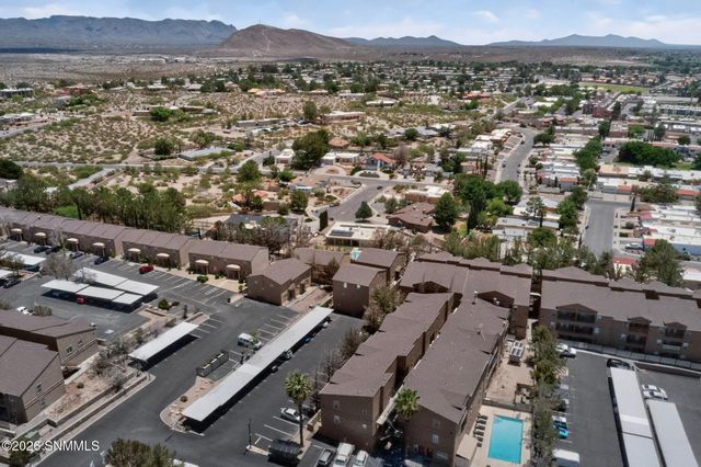 700 Sundown Court, Las Cruces, NM 88011