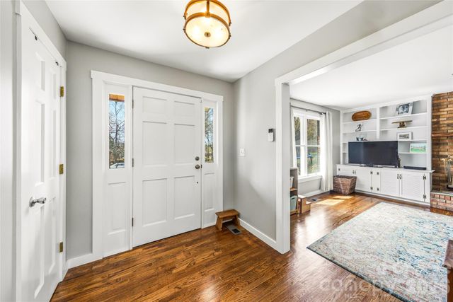 32 W Ashley Place, Etowah, NC 28729