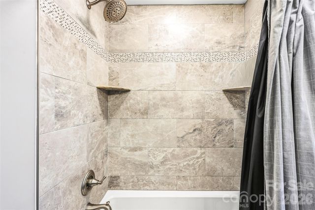 32 W Ashley Place, Etowah, NC 28729