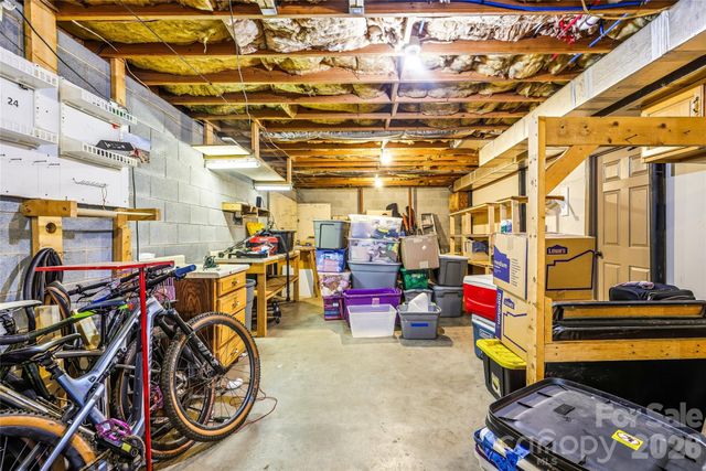 32 W Ashley Place, Etowah, NC 28729