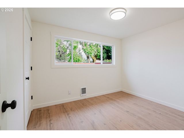 105 Ne 94TH Ave, Vancouver, WA 98664