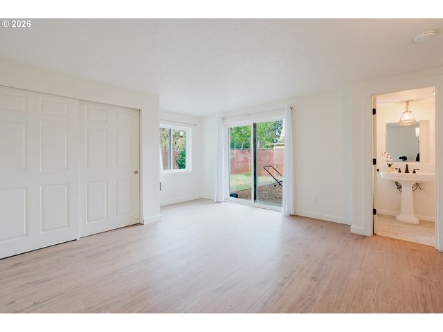 105 Ne 94TH Ave, Vancouver, WA 98664
