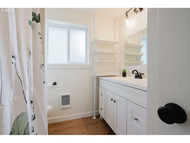 105 Ne 94TH Ave, Vancouver, WA 98664