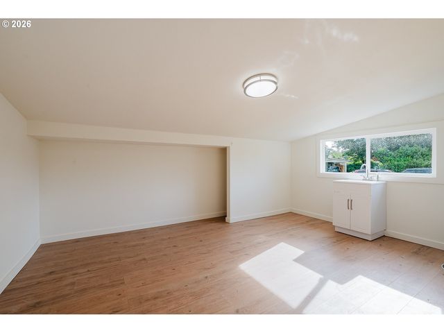 105 Ne 94TH Ave, Vancouver, WA 98664