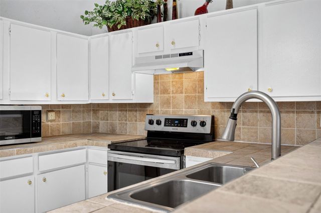 12606 Newbrook Drive, Houston, TX 77072