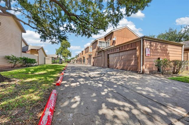 12606 Newbrook Drive, Houston, TX 77072