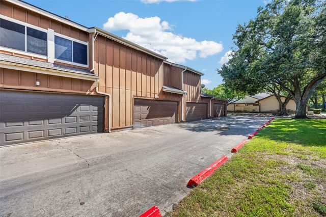 12606 Newbrook Drive, Houston, TX 77072