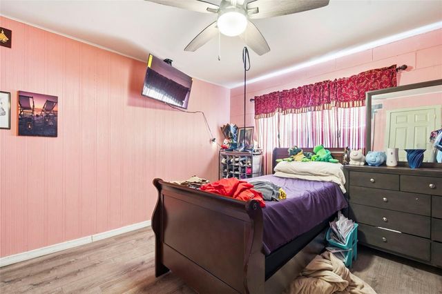 2908 18TH STREET W, Bradenton, FL 34205