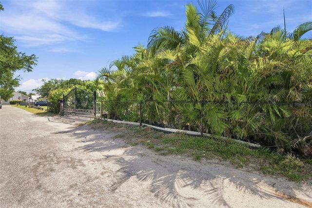 2908 18TH STREET W, Bradenton, FL 34205